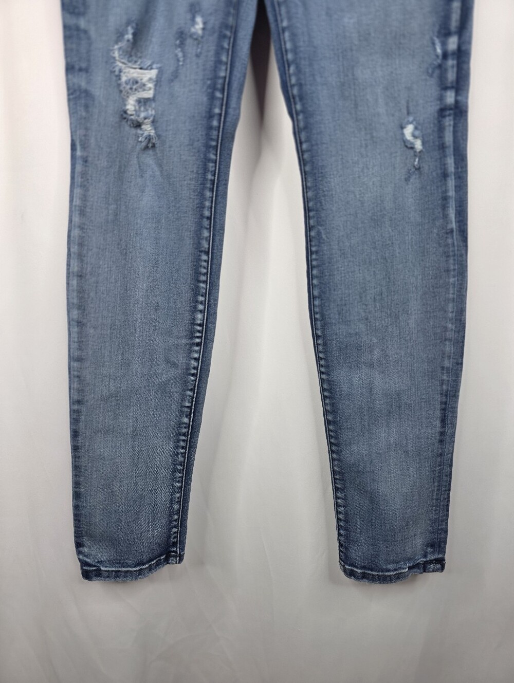 Judy Blue Skinny Fit Size 3/26 Distressed Raw Hem Button Fly Stretch Denim Jeans - Picture 5 of 16